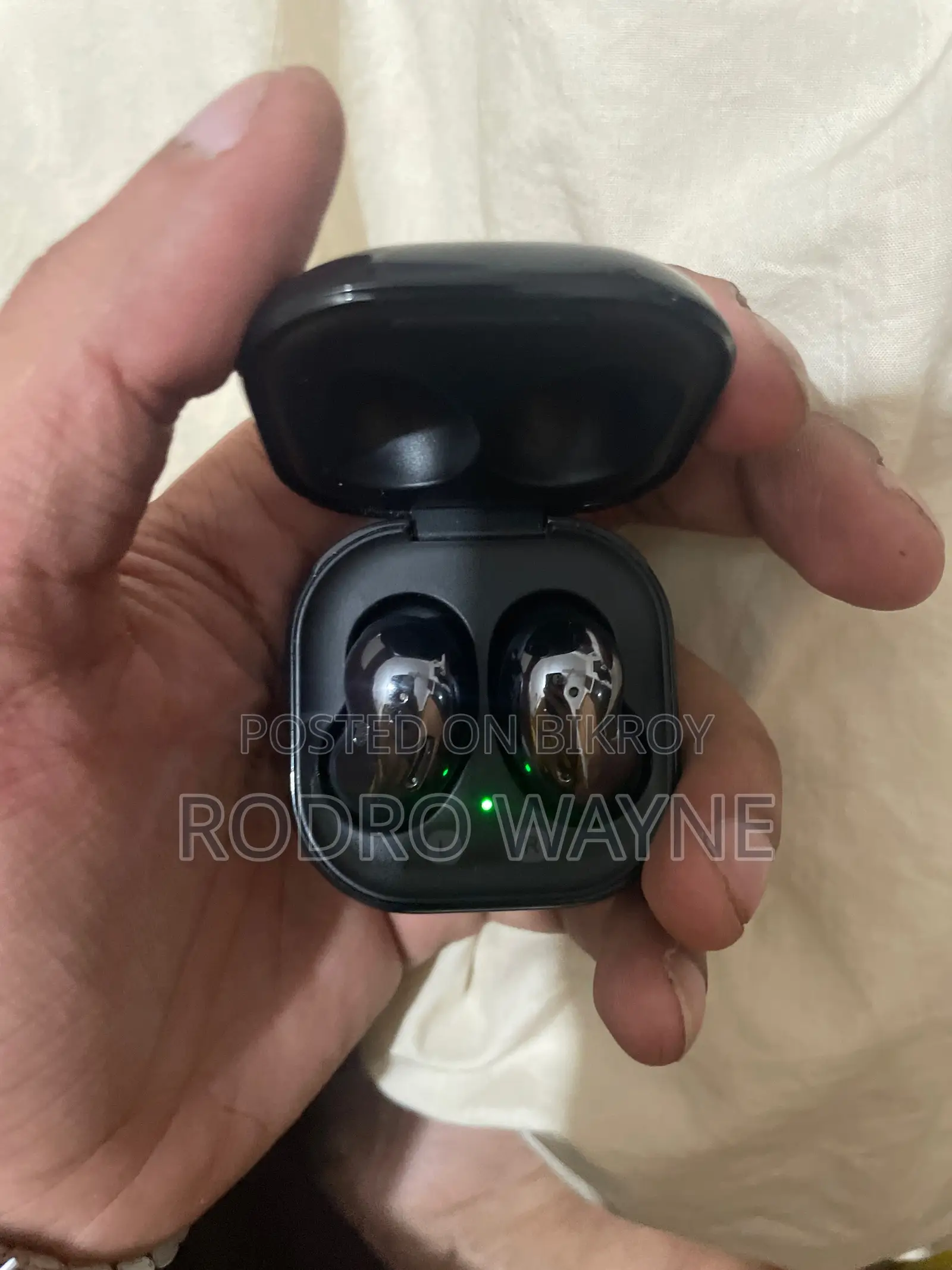 Samsung Buds 3 Live