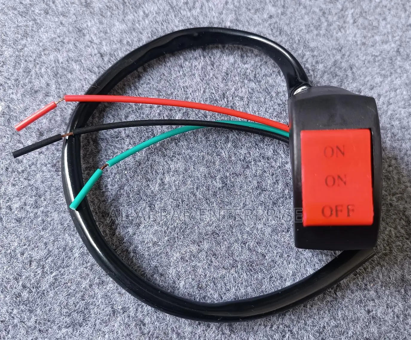Domino 3 cable Switch.