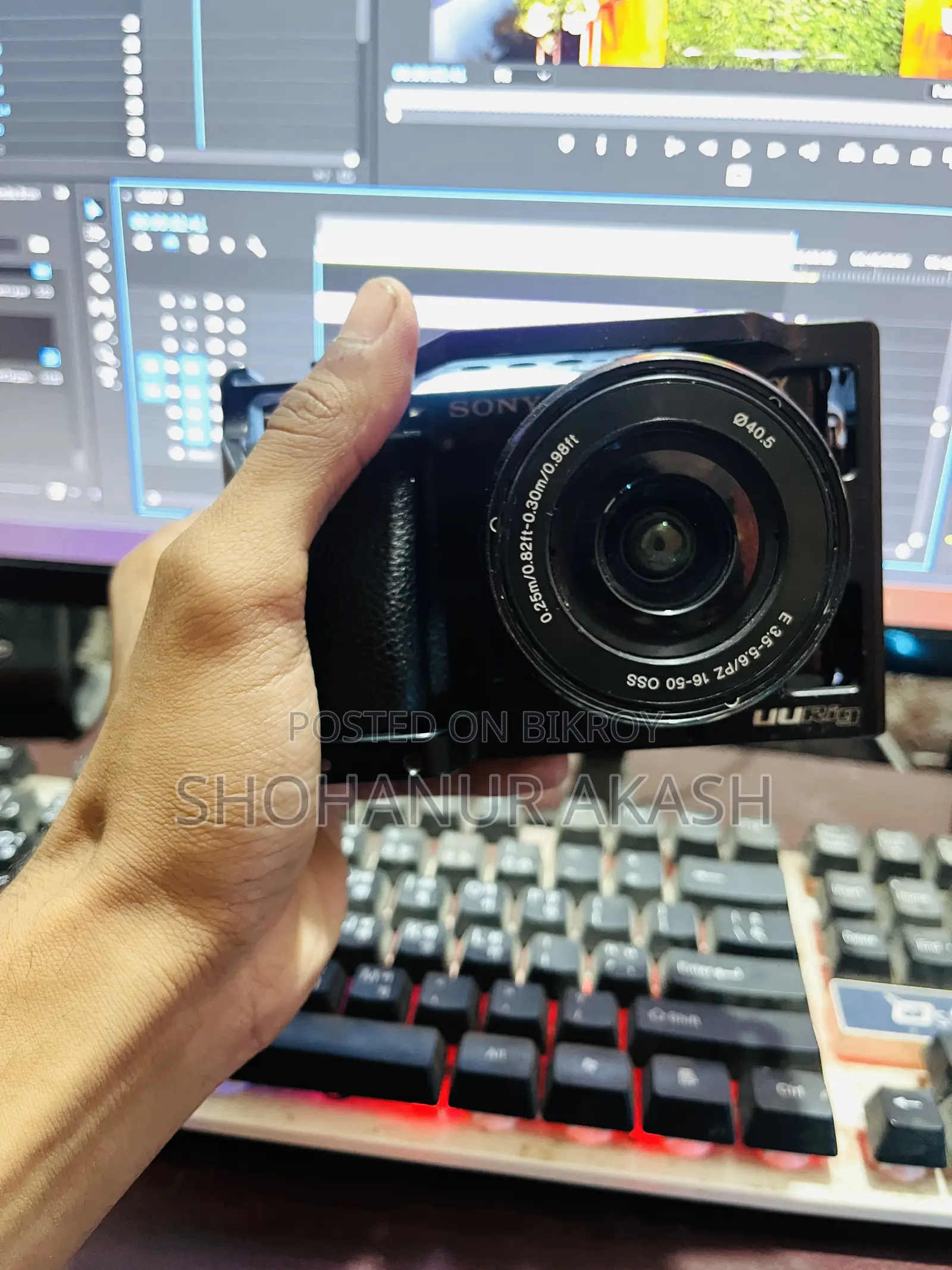 Sony A6100 16-50 Kit with Dual Battery, Charger, and Full Box
