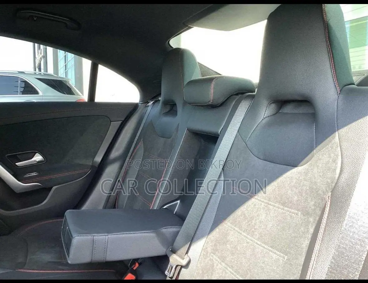 Mercedes-Benz CLA-Class ExecutiveCosmosBlack 2025