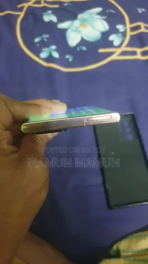 Samsung Galaxy Note 20 Ultra . (Used)