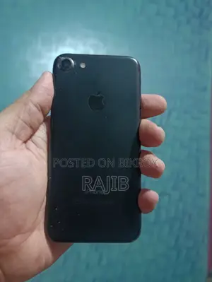অ্যাপল আইফোন ৭ (ব্যবহৃত)