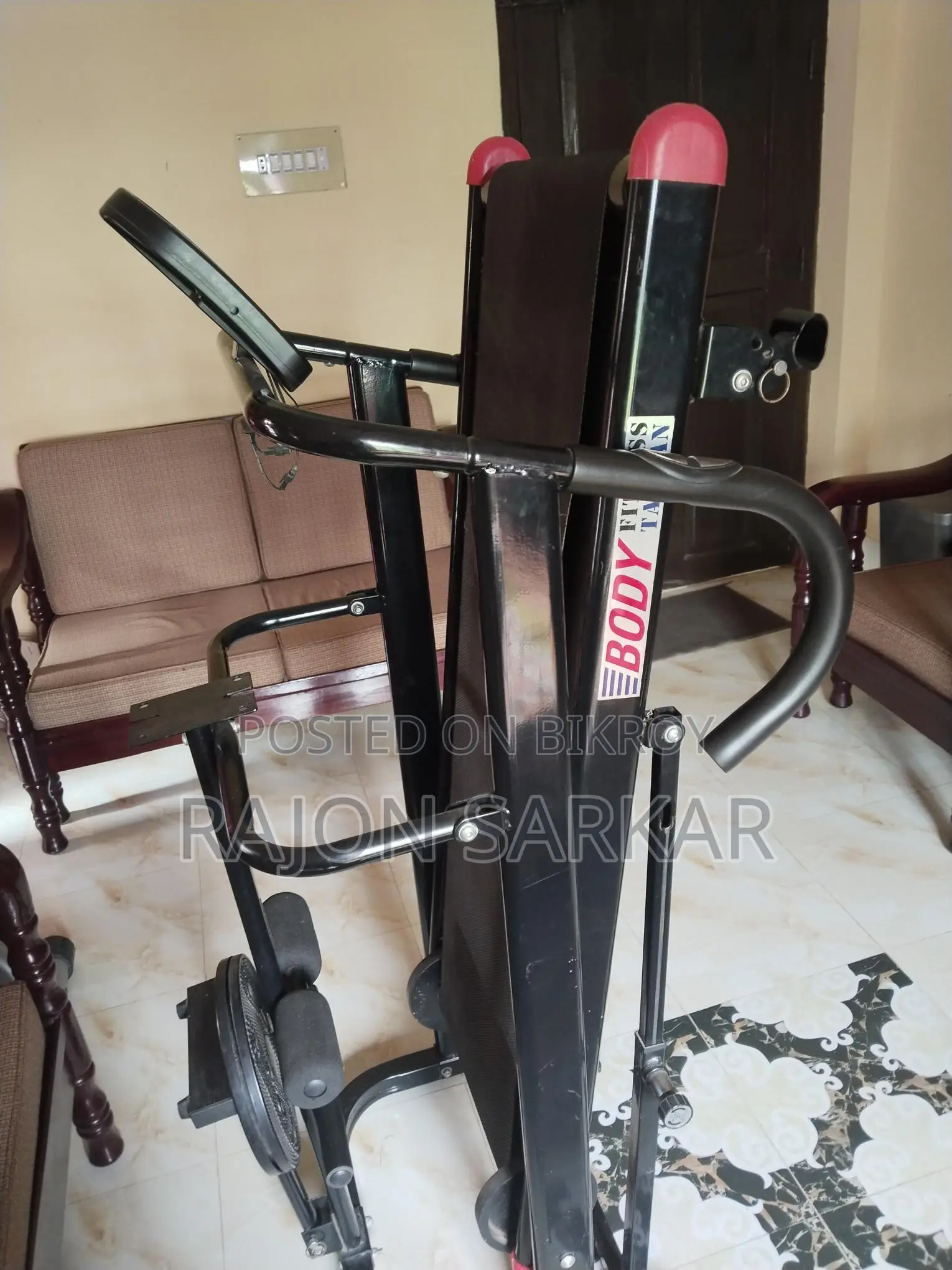 ট্রেডমিল বিক্রি হবে