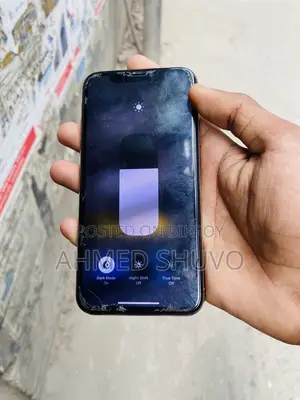 Apple iPhone XS (Used)