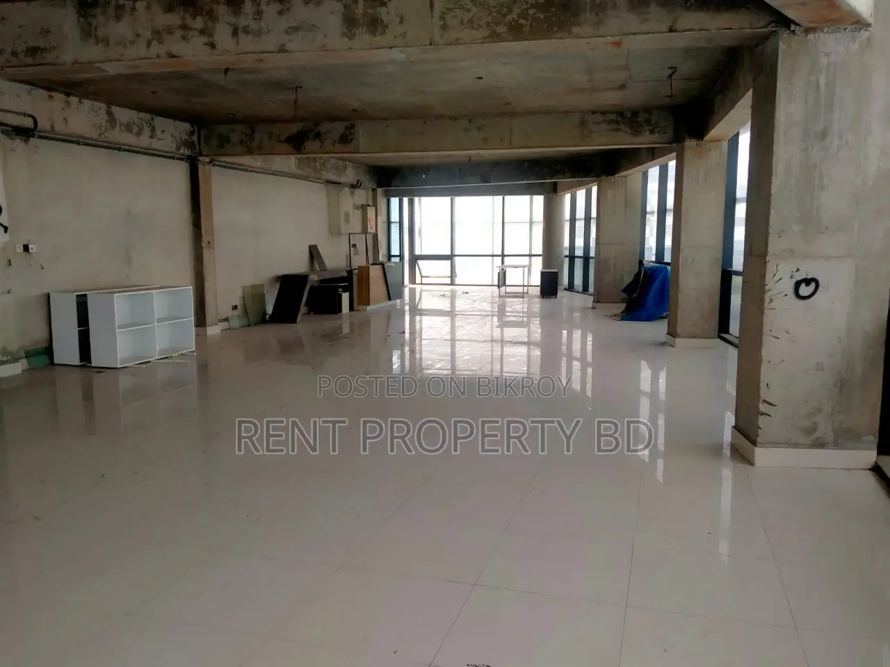 গুলশানে ৩৭০০ বর্গফুটের কমার্শিয়াল ওপেন অফিস স্পেস ভাড়া
