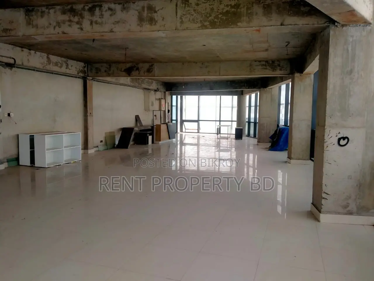 গুলশানে ৩৭০০ বর্গফুটের কমার্শিয়াল ওপেন অফিস স্পেস ভাড়া