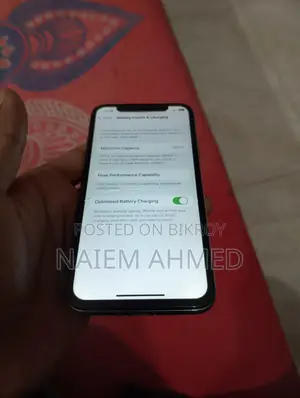 Apple iPhone X (Used)