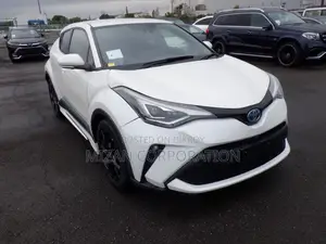 Toyota C-HR G LED 2020