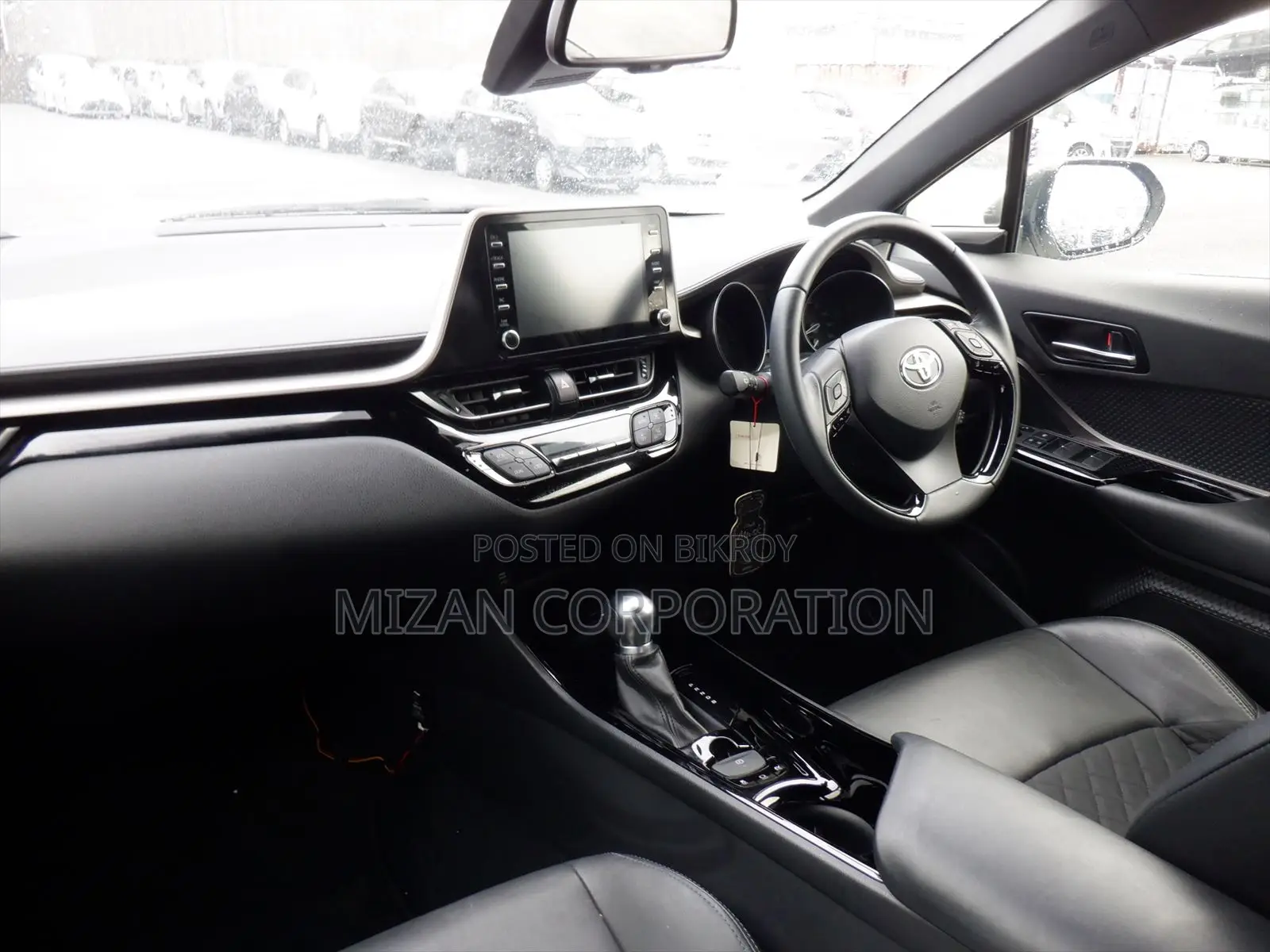 Toyota C-HR G LED 2020