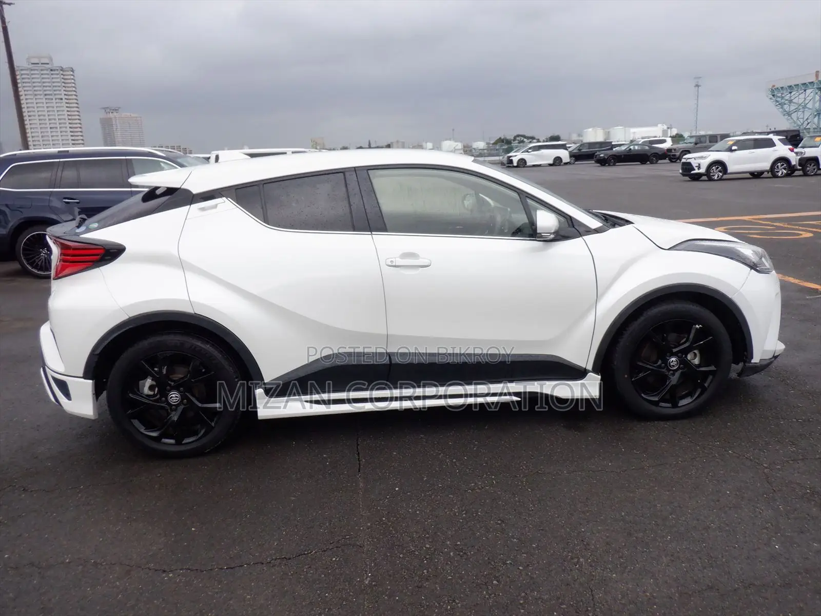 Toyota C-HR G LED 2020