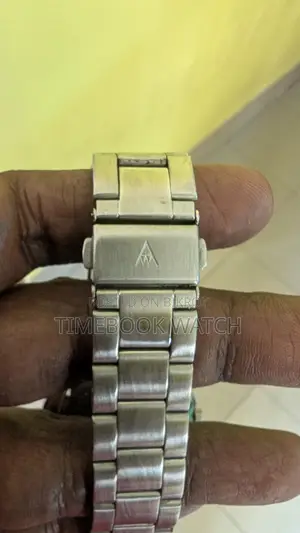 Accurate Steel Watch Blue Dial