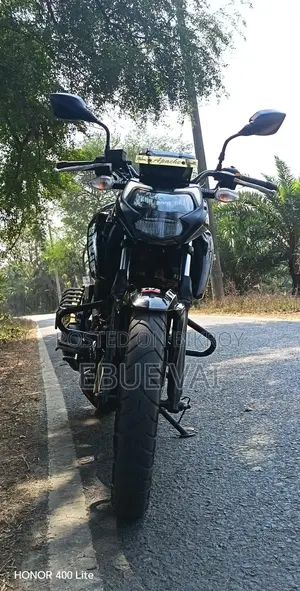 TVS Apache RTR 4v x connect abs 2023