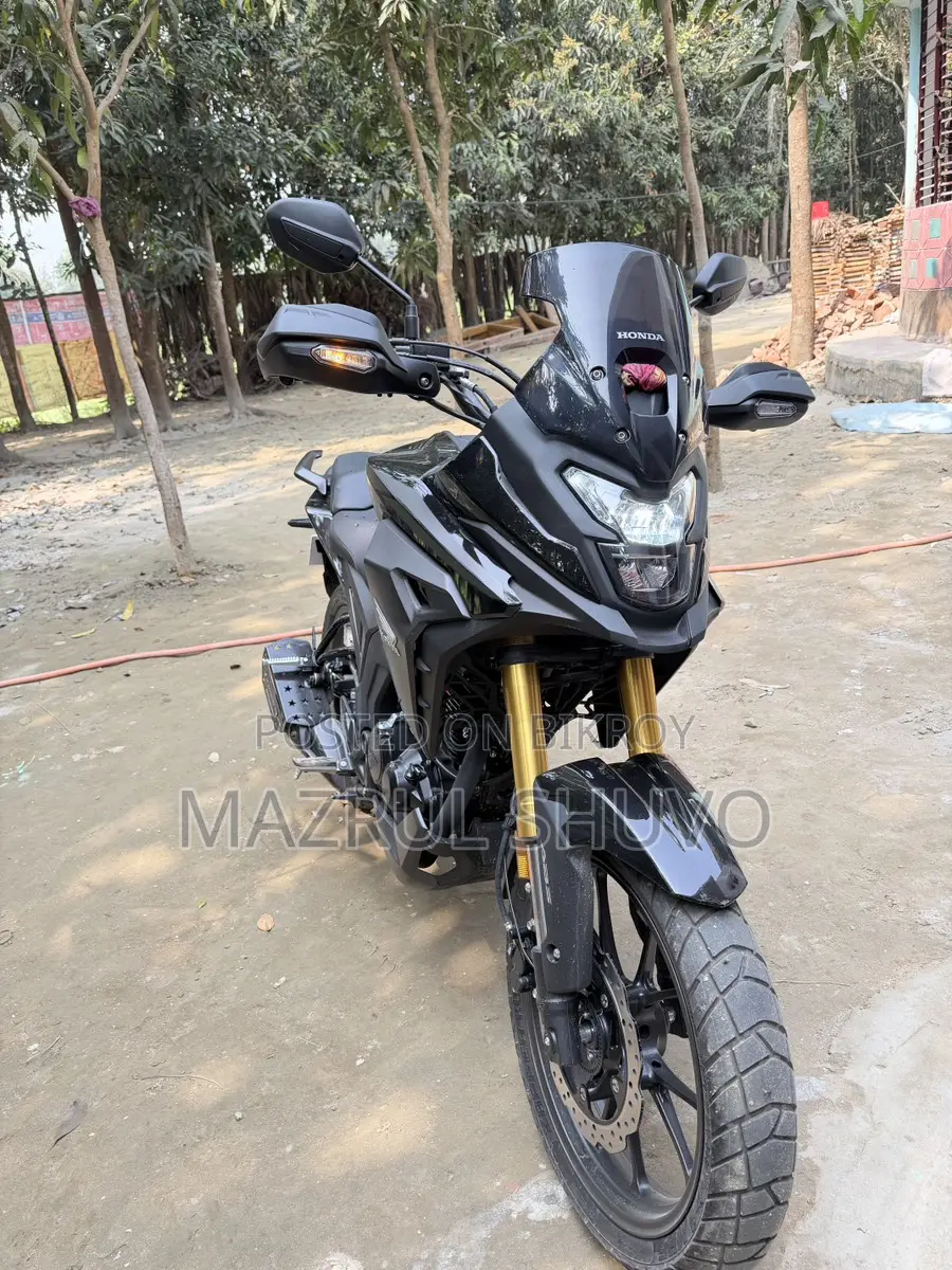 Honda Hornet NX 200 2026