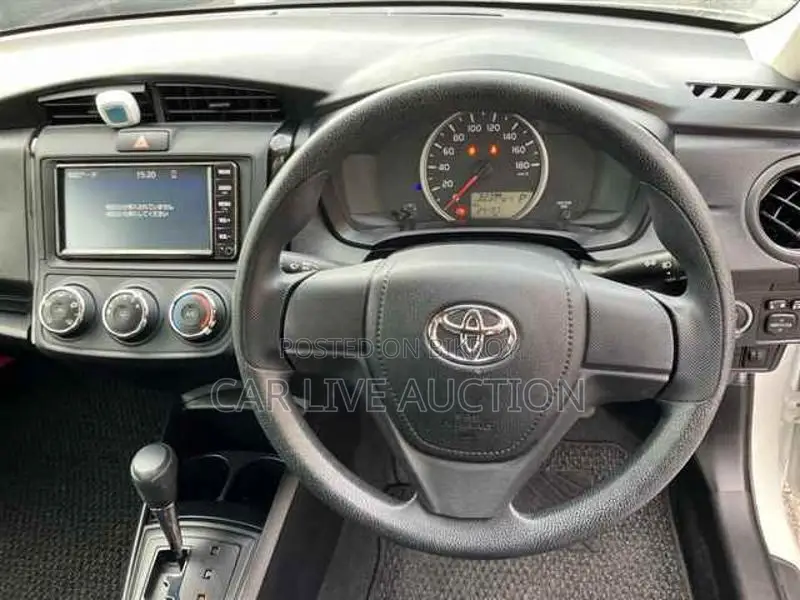 Toyota Axio NON HYBRID 2021