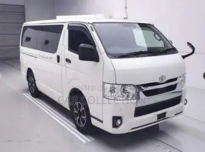 Toyota Hiace Dx GL White 360° 2021