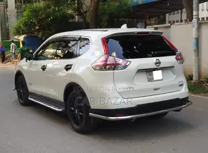 Nissan X-Trail Black Edition Hybrid 2016