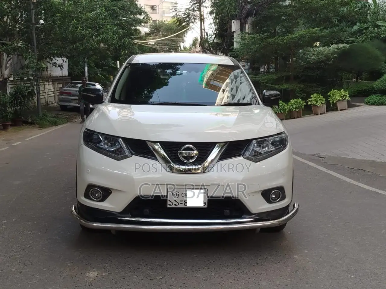 Nissan X-Trail Black Edition Hybrid 2016