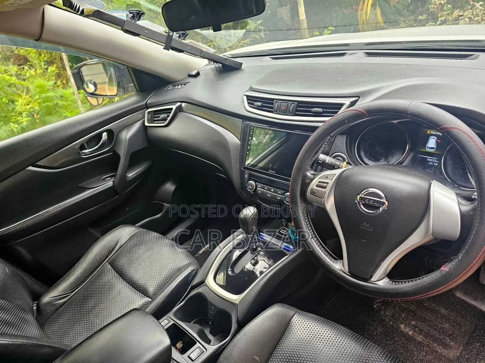 Nissan X-Trail Black Edition Hybrid 2016