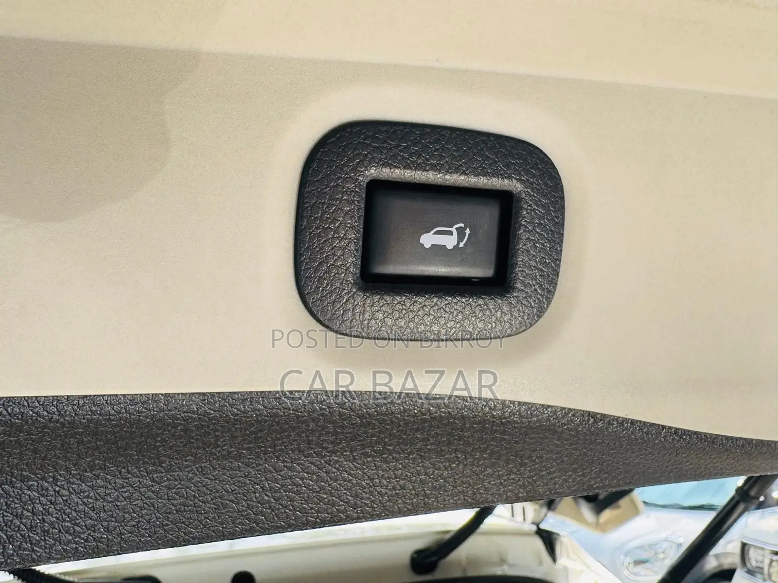 Nissan X-Trail Black Edition Hybrid 2016