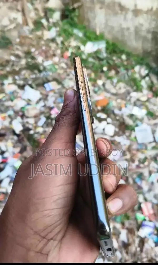 iQOO z9s 8/128 (Used)