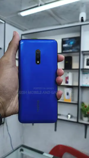 Realme X 6/64 Blue (Used)