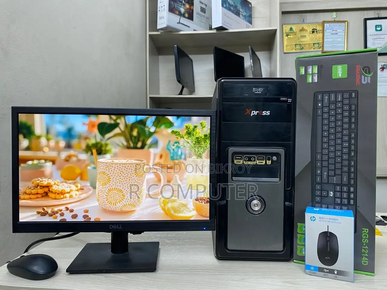 Desktop Computer-DDR3 PC_RAM 4GB_HDD 320GB_Dell 19" Monitor_Mouse_Keyboard