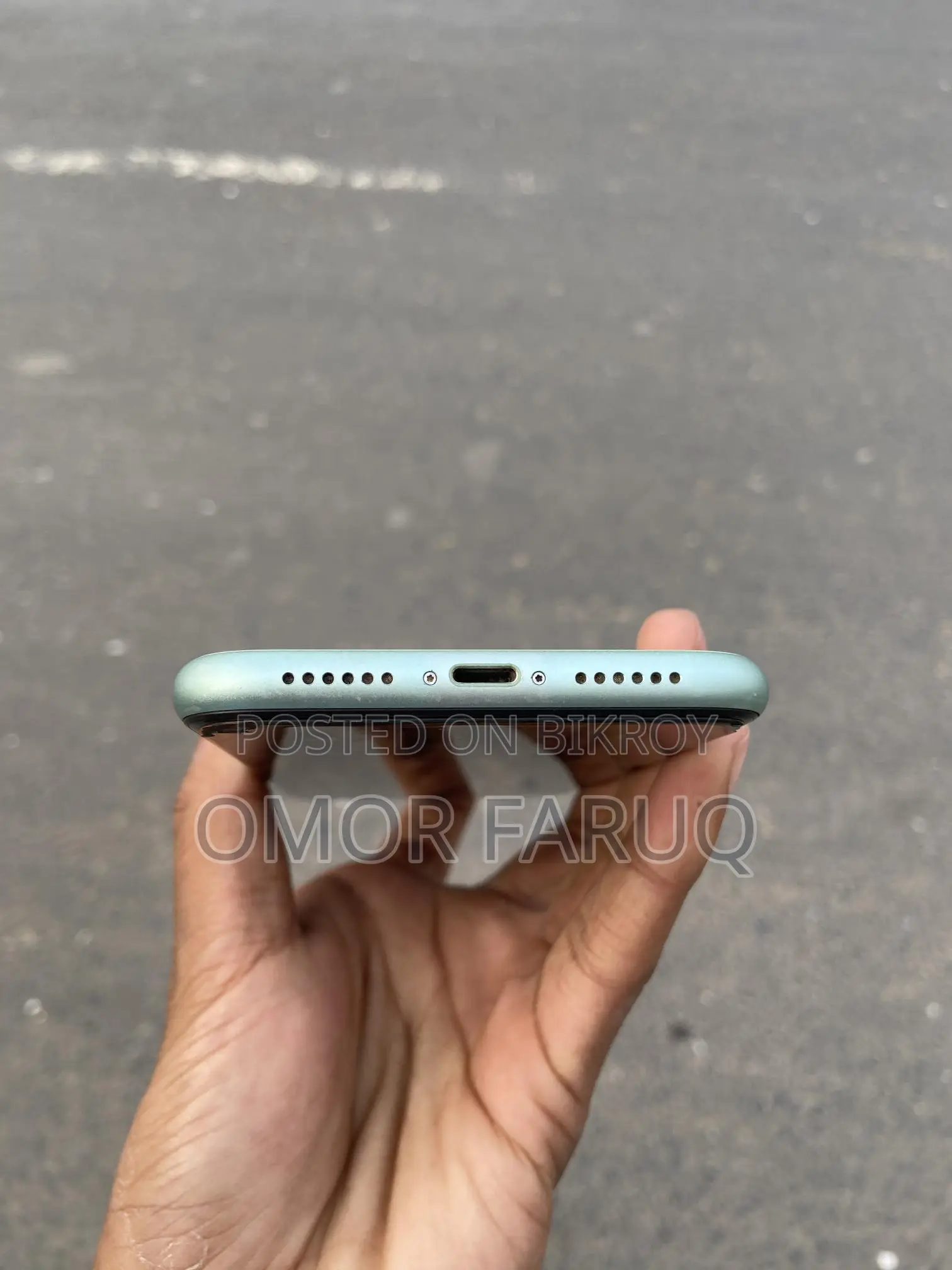 Apple iPhone 11 (Used)