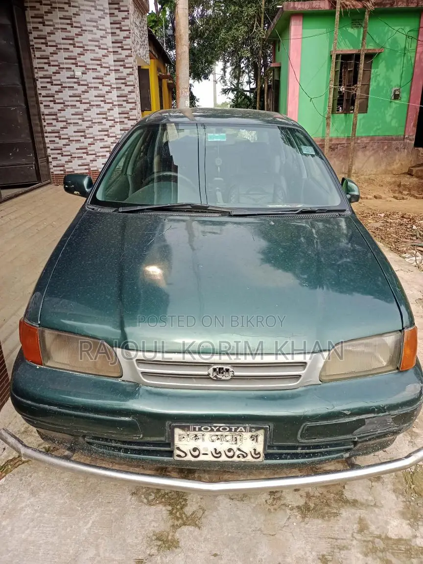 Toyota Corsa 1996