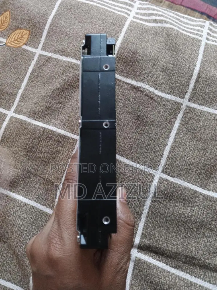 ২ টিবি সাটা, ৩.৫ হার্ড ড্রাইভ