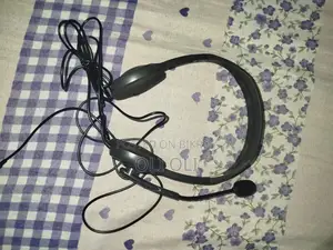 হেড ফোন