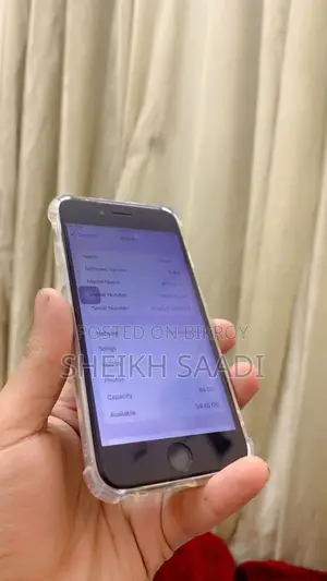 Apple iPhone 6S . (Used)