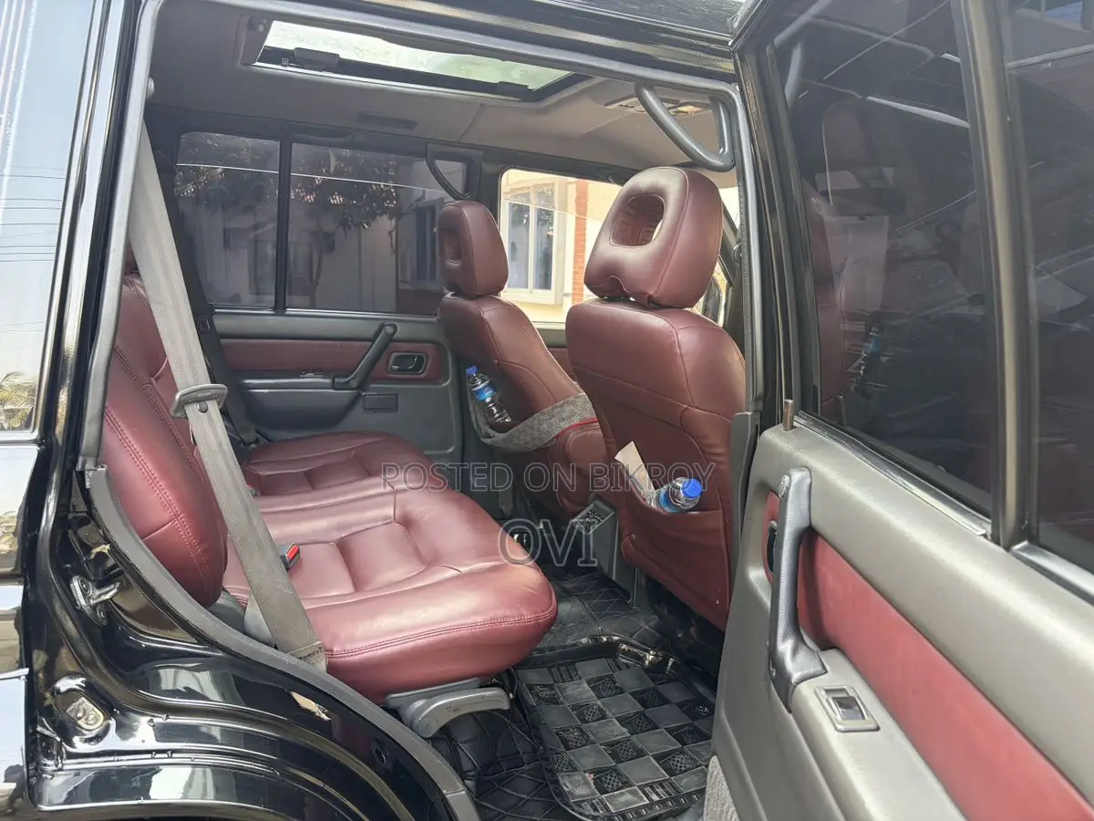 Mitsubishi Pajero 3.5L 1996