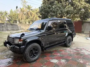 Mitsubishi Pajero 3.5L 1996