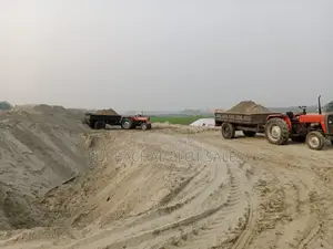 প্রোজেক্টে লেকের কাজ চলমান