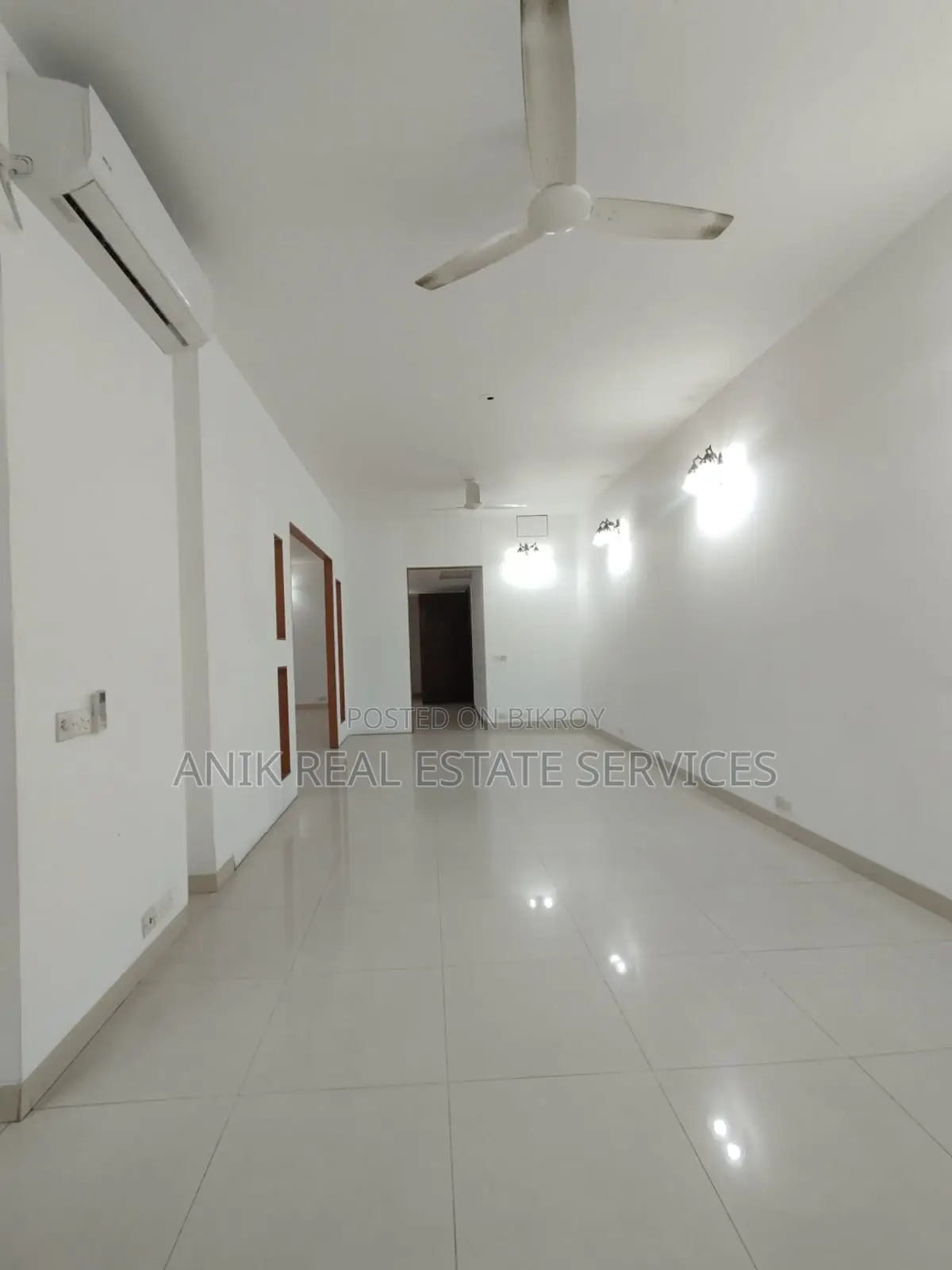 Good Quality Semi Furnished Flat Rent At Baridhara
