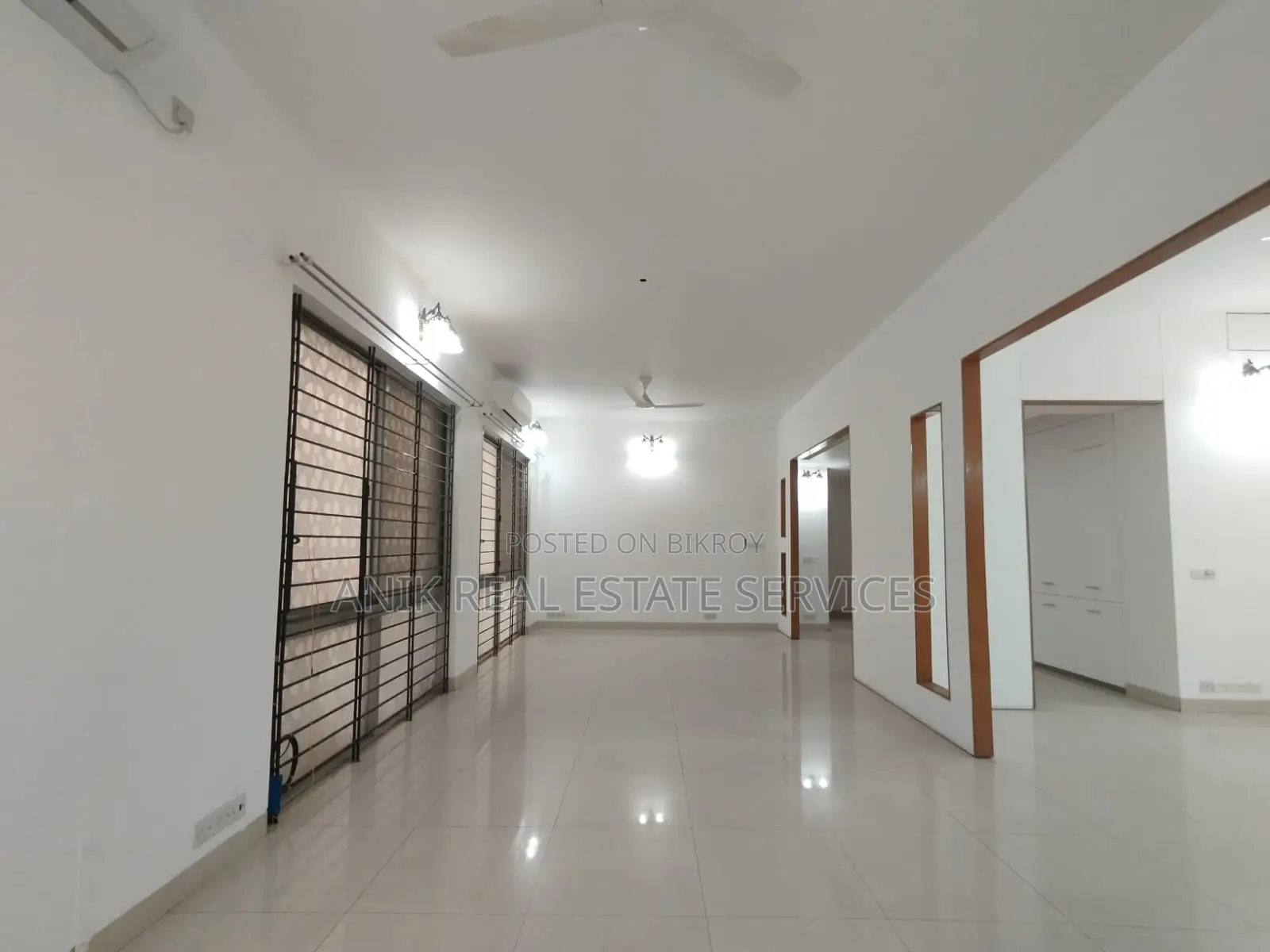 Good Quality Semi Furnished Flat Rent At Baridhara