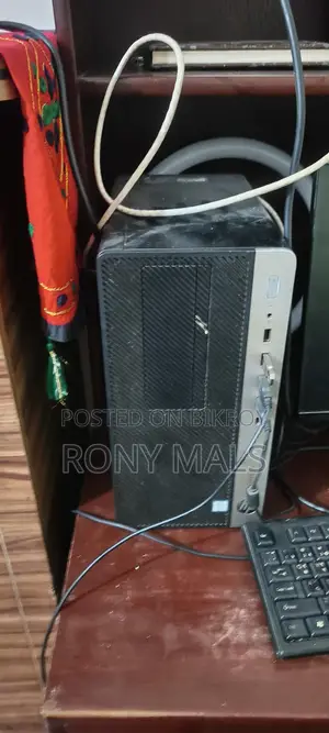 Desktop computer