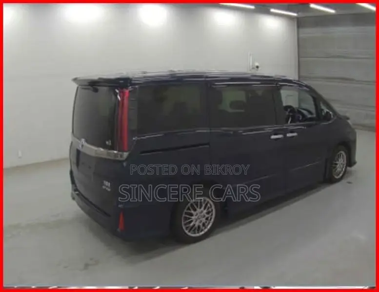 Toyota Noah SI WXB-3 30000KM 2021