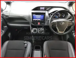 Toyota Noah SI WXB-3 30000KM 2021