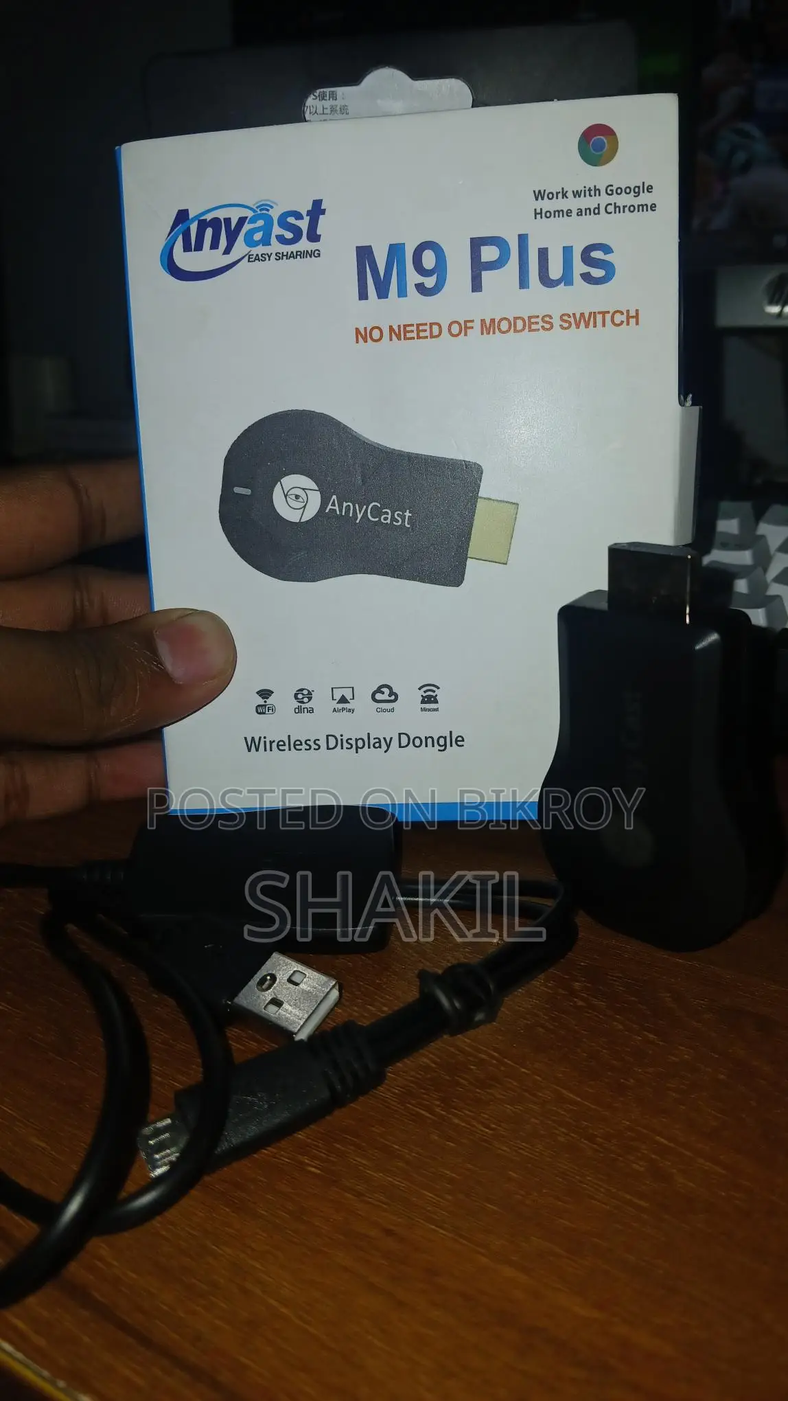 Anycast M9 Plus( Wireless Display Dongle)