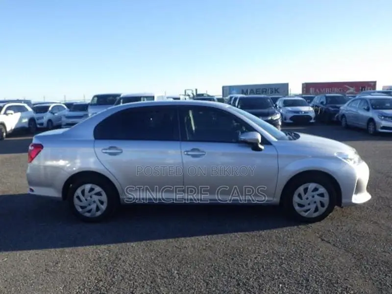 Toyota Axio EX HYB PUSH 3.5POINT 2021