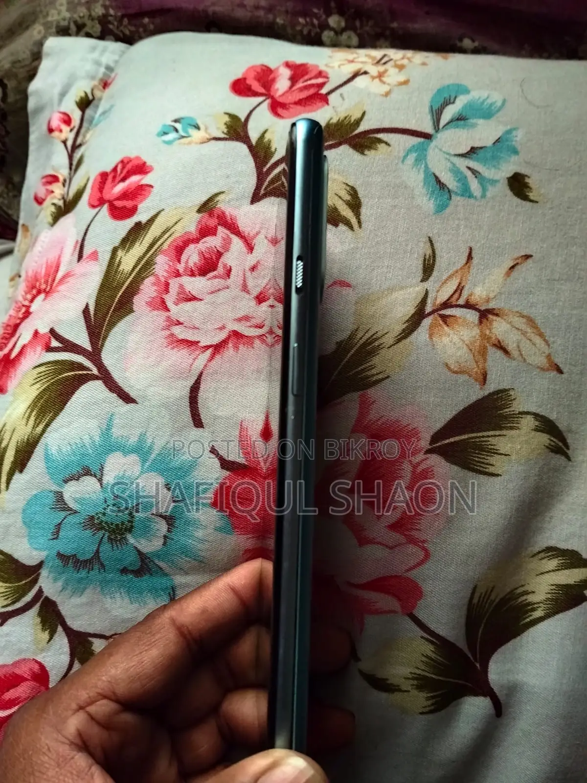 OnePlus 9R (Used)