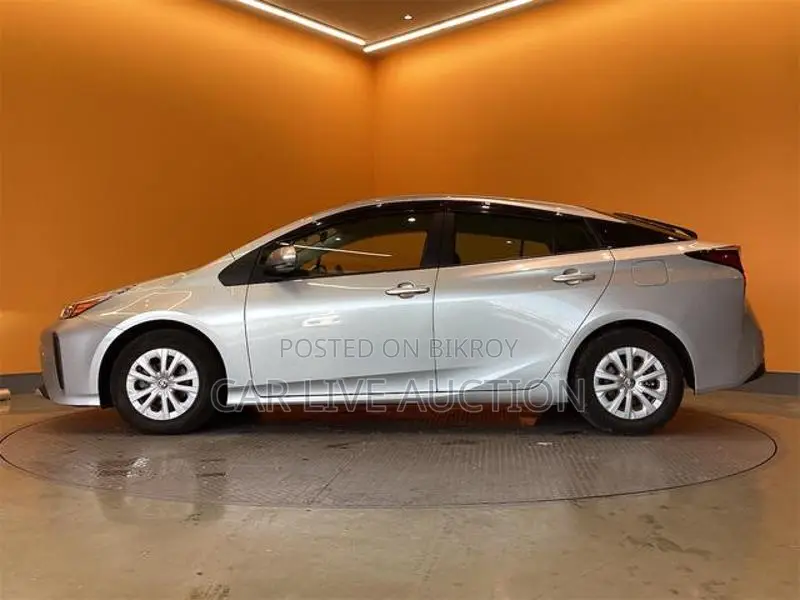 Toyota Prius Hybrid S Package 2021
