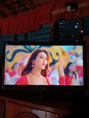 Walton LED TV for sale