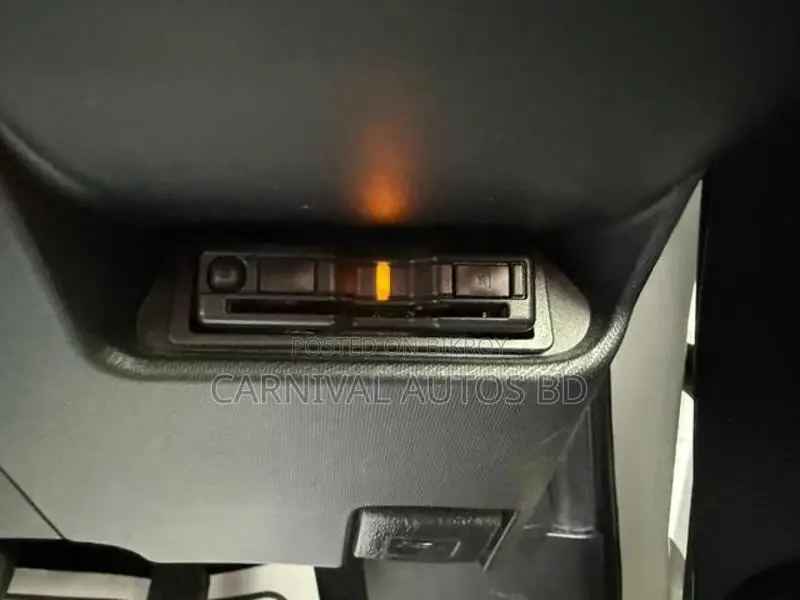 Toyota Aqua L HYBRID 2021