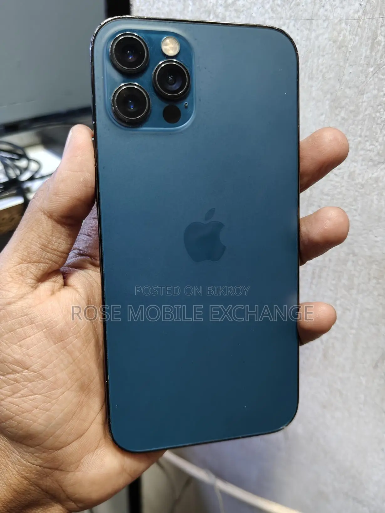 Apple iPhone 12 Pro 128gb73% (Used)