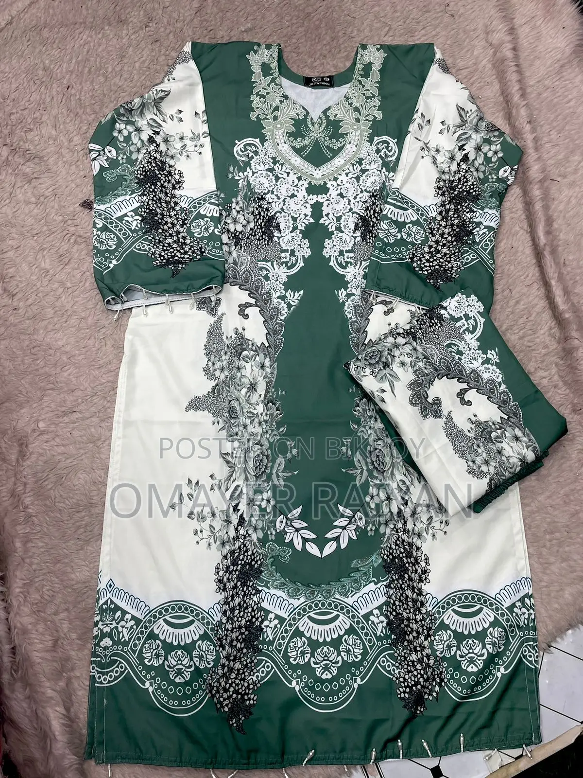 Shalwar Kameez & Kurti for sale