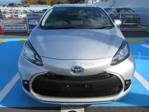 Toyota Aqua G HYBRID 2021