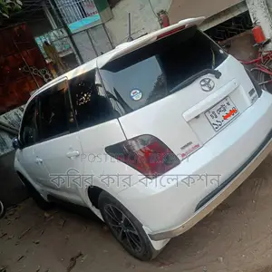 টয়োটা ইস্ত ২০০৫