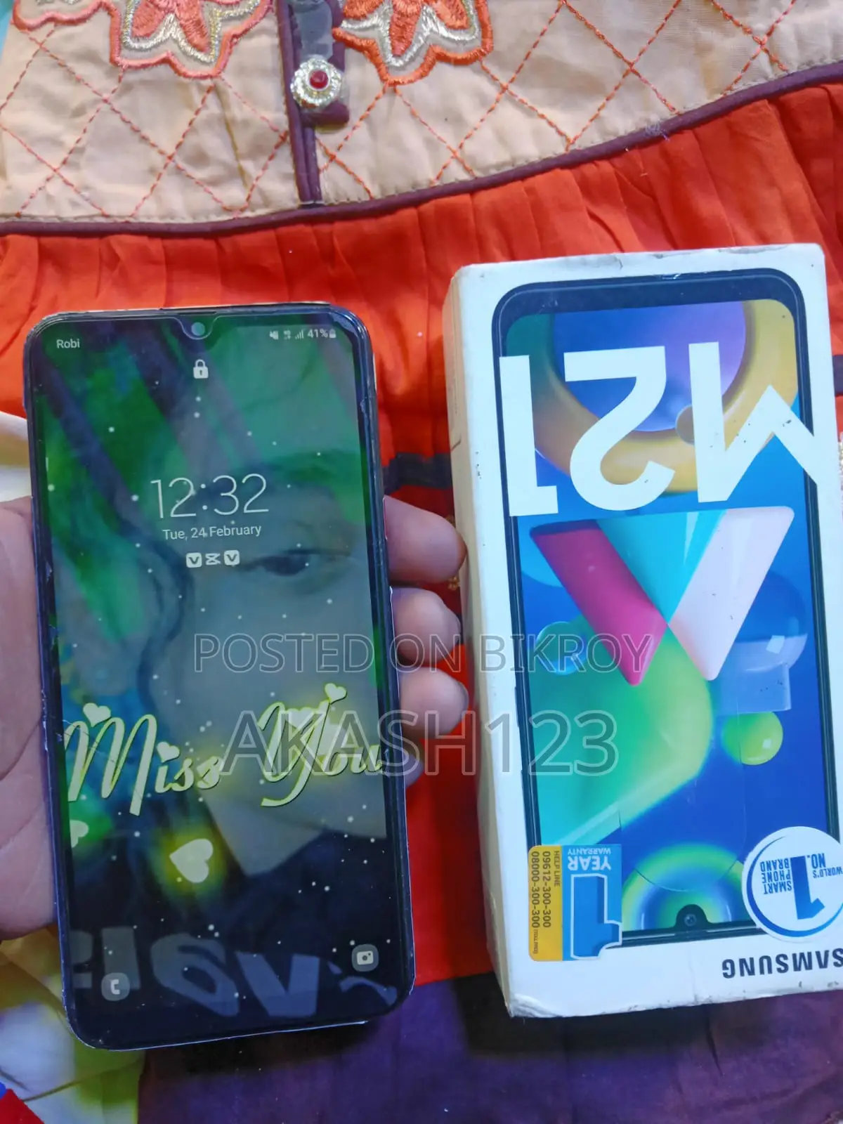 Samsung Galaxy M21 . (Used)